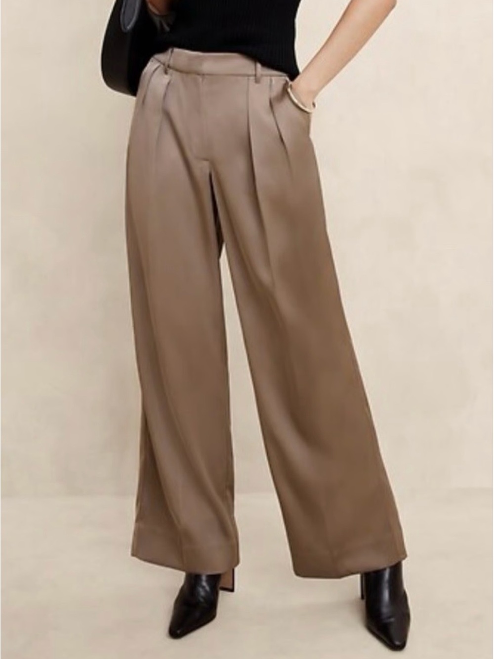 Banana Republic Factory Pleated Wide Leg Mocha Brown Silky Relaxed Trouser Pants